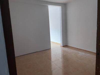 Superoferta, piso en Montbui para entrar a vivir por solo 68.000 Eur, 63 mt2, 4 habitaciones