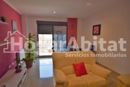 SEMINUEVO con GARAJE Y TRASTERO junto Av. del País Valencia, 108 mt2, 3 habitaciones