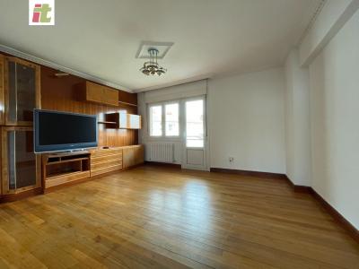 Último piso con mucha luz en  el centro de Sopela, vistas despejadas., 85 mt2, 3 habitaciones
