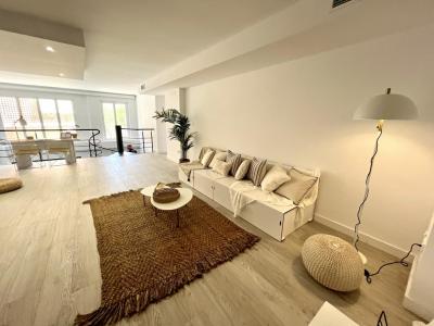Casa en planta baja con piso en la primera planta en venta en Hospitalet de Llobregat, a estrenar!, 180 mt2, 3 habitaciones
