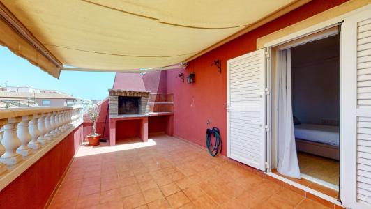 Bonito piso dúplex en el centro de San Pedro del Pinatar con terraza, garaje y trastero., 102 mt2, 3 habitaciones