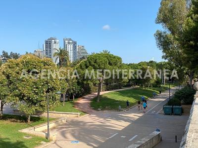 Vivienda para reformar en el Ensanche, 93 mt2, 4 habitaciones