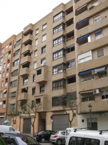 Se vende piso en Malilla, 170 mt2, 4 habitaciones