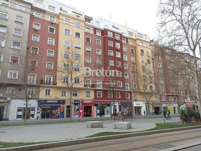 Interesante piso en Paseo Fernando el Católico., 125 mt2, 5 habitaciones