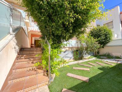 VIVIENDA JUNTO AL MAR CON TERRAZA Y JARDÍN EN CALAFELL, 90 mt2, 3 habitaciones