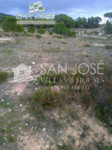 Inmobiliaria San Jose vende esta parcela en Sax Alicante Costa Blanca España, 13600 mt2