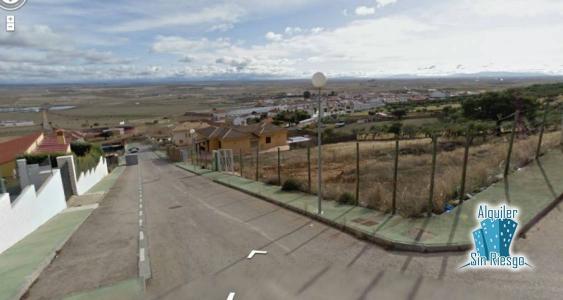 Se vende Terreno Urbanizable en Sierra de Fuentes, 1005 mt2