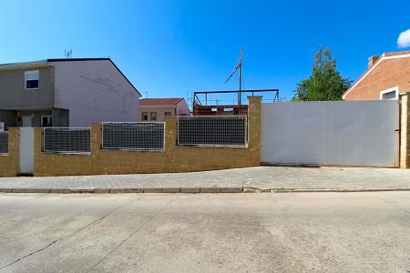 Parcela para chalet pareado en Cabanillas, junto avenida Almendros