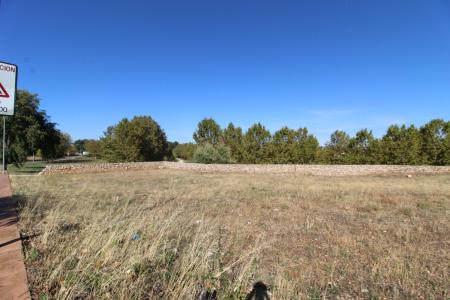 Suelo urbano de uso terciario comercial en Cabanillas del Campo, en pleno Corredor del Henares.