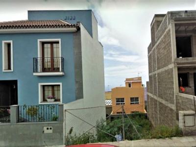 Se vende terreno urbano en centro de La Guancha.