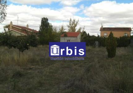 Urbis te ofrece parcela en Los Almendros, Villamayor, Salamanca.