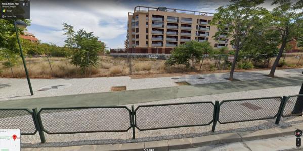 Se vende terreno urbano para uso terciario en Miralbueno - Zaragoza