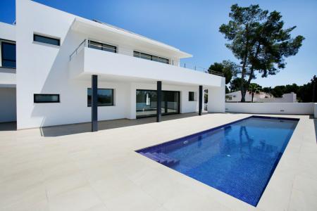 Fantástica villa  de obra nueva en Benissa Costa, 236 mt2, 3 habitaciones