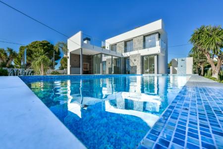 Calpe: Villa moderna con fantásticas vistas al mar, 450 mt2, 4 habitaciones