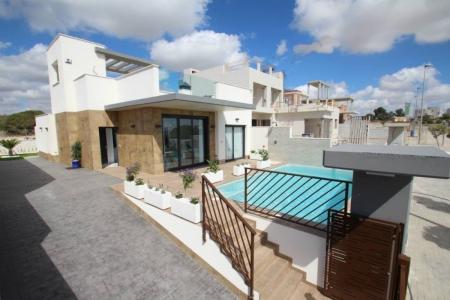 Bonita villa nueva de 147M² con 3 dormitorios y piscina privada en Castalla (ALICANTE), 147 mt2, 3 habitaciones