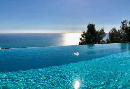 Villa de lujo en una zona excelente con preciosas vistas panorámicas al mar y sol todo el día., 388 mt2, 4 habitaciones