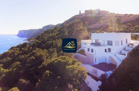 En venta Extraordinaria Villa de Lujo frente al Mar en Denia · LAS ROTAS | COSTA SPAIN Luxury Estate, 330 mt2, 5 habitaciones