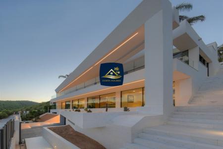 ᑕ❶ᑐ Villa de Lujo frente al Mar en IBIZA | COSTA HOUSES S.L · Luxury Real Estate Expert ®, 685 mt2, 5 habitaciones