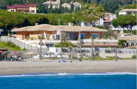 villa independiente 1º linea de playa cabopino, 600 mt2, 6 habitaciones