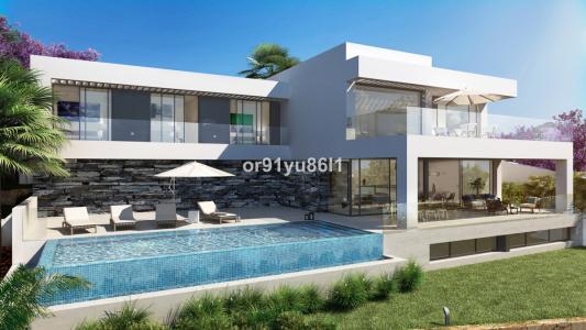Villa  for sale in Estepona, Spain for 0  - listing #806858, 362 mt2