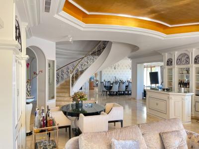 9 room villa  for sale in Balcon de Benavista, Spain for 0  - listing #1057324
