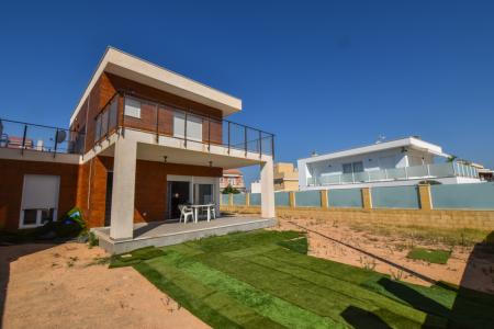 Villa moderna en Gran Alacant cerca de la playa, 117 mt2, 4 habitaciones