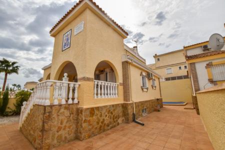 Villa con piscina privada en Monte y Mar Bajo, 250 mt2, 3 habitaciones