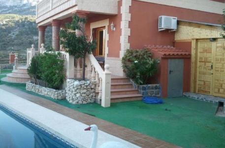 5 room villa  for sale in la Nucia, Spain for 0  - listing #110565, 350 mt2