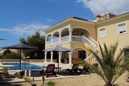 5 room villa  for sale in la Nucia, Spain for 0  - listing #115898, 330 mt2