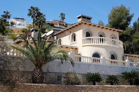 Houses and villas 8 bedrooms  for sale in la Nucia, Spain for 0  - listing #852504, 366 mt2