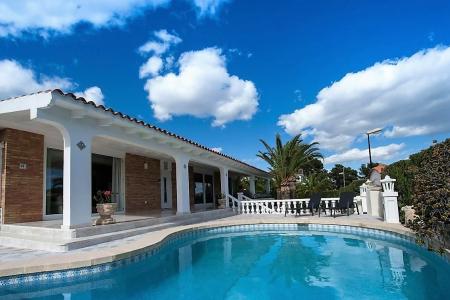 5 room villa  for sale in la Nucia, Spain for 0  - listing #890163, 240 mt2
