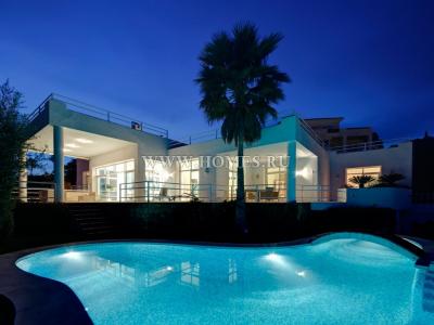 4 room villa  for sale in Malaga, Spain for 0  - listing #275994, 422 mt2
