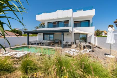 Increible villa en primera linea de la playa, CostaBella, Marbella, 382 mt2, 6 habitaciones