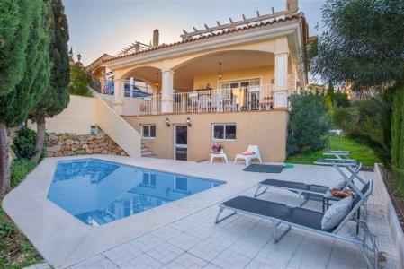 Preciosa villa situada en Riviera del Sol en urbanización privada, 385 mt2, 4 habitaciones