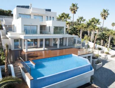 Villa de lujo de obra nueva con vistas panoramicas al mar en Moraira, 560 mt2, 4 habitaciones