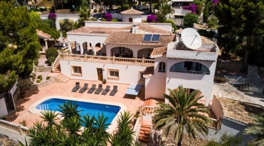 ✓Amplia Villa con Vista al Mar en Moraira, Costa Blanca Alicante, 336 mt2, 4 habitaciones