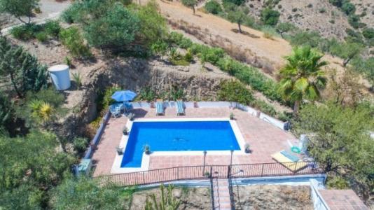 Maravilloso Cortijo con casa de huéspedes situada sobre una pequeña colina con panorámicas vistas, 342 mt2, 5 habitaciones