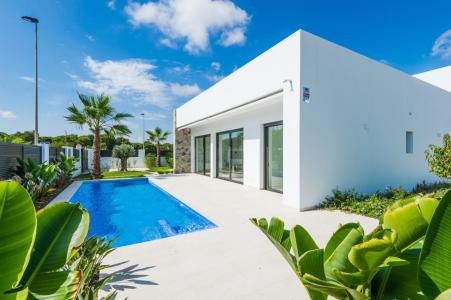 Magnífica Villa con piscina privada a 500 m. del mar en Santiago de la Ribera (Murcia), 96 mt2, 3 habitaciones