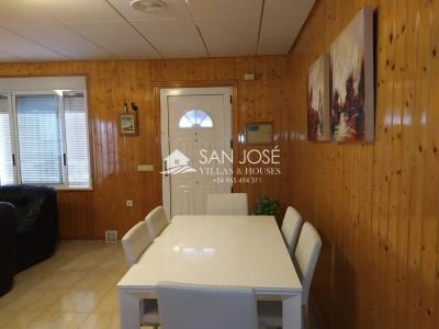 FANTÁSTICA PLANTA BAJA CON GARAJE CERCA DE TODOS LOS SERVICIOS EN TORREVIEJA (ALICANTE) SPAIN, 170 mt2, 4 habitaciones