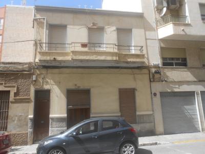 SE VENDE SOLAR EN ELCHE CENTRO