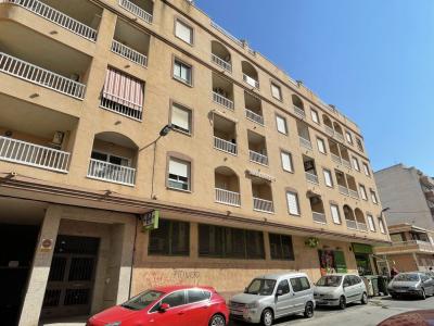 APARTAMENTO DE 2 DORMITORIS EN ZONA CENTRO DE TORREVIEJA, 65 mt2, 2 habitaciones