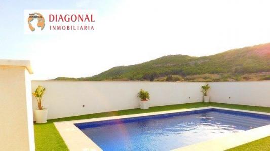 SE VENDE VILLA, 150 mt2, 3 habitaciones