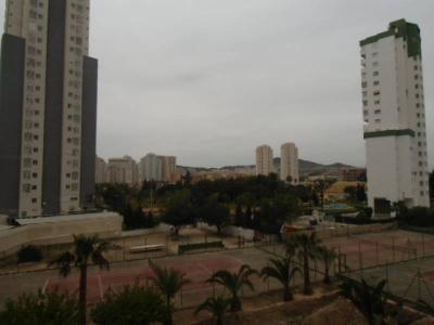 SE VENDE EN BENIDORM PISO DE TRES DORMITORIOS CON GARAJE Y TRASTERO  MIL PISOS, 110 mt2, 3 habitaciones