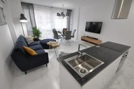 APARTAMENTO REFORMADO EN TORREVIEJA CENTRO, 81 mt2, 3 habitaciones