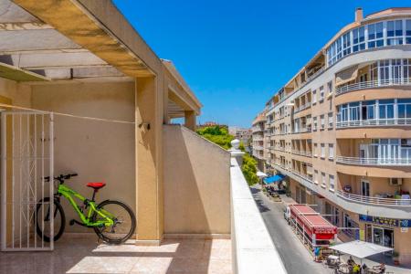 ESTUPENDO APARTAMENTO EN EL CENTRO DE TORREVIEJA, 46 mt2, 1 habitaciones