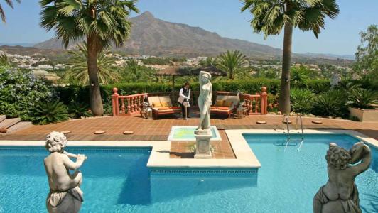 Charming villa en Nueva Andalucia,Marbella, 1500 mt2, 7 habitaciones