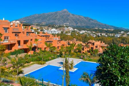 Excepcional atico duplex en Alminar, Nueva Andalucia, 292 mt2, 3 habitaciones