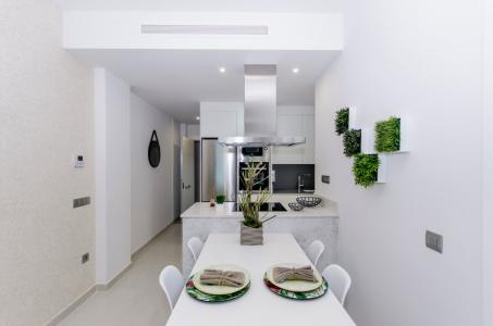 Nuevo apartamento de 2 dormitorios en centro de Torrevieja-Playa del Cura., 63 mt2, 2 habitaciones