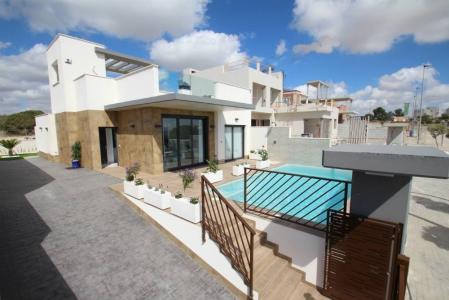 Chalet de nueva construcción en Orihuela Costa, 92 mt2, 3 habitaciones