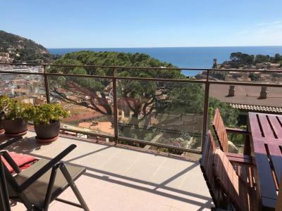 Apartamento  con magnificas vistas a mar y castillo de Tossa de Mar., 75 mt2, 2 habitaciones